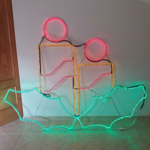 Luces navideñas en forma de vela