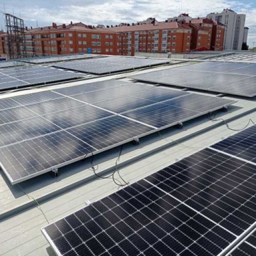 Paneles solares en comunidad de vecinos